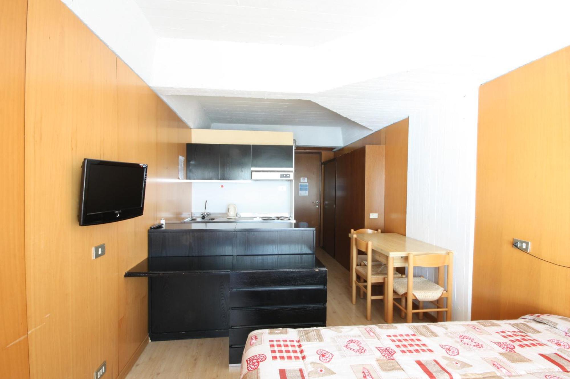 Marilleva 1400 Appartamenti Montana Quarto foto
